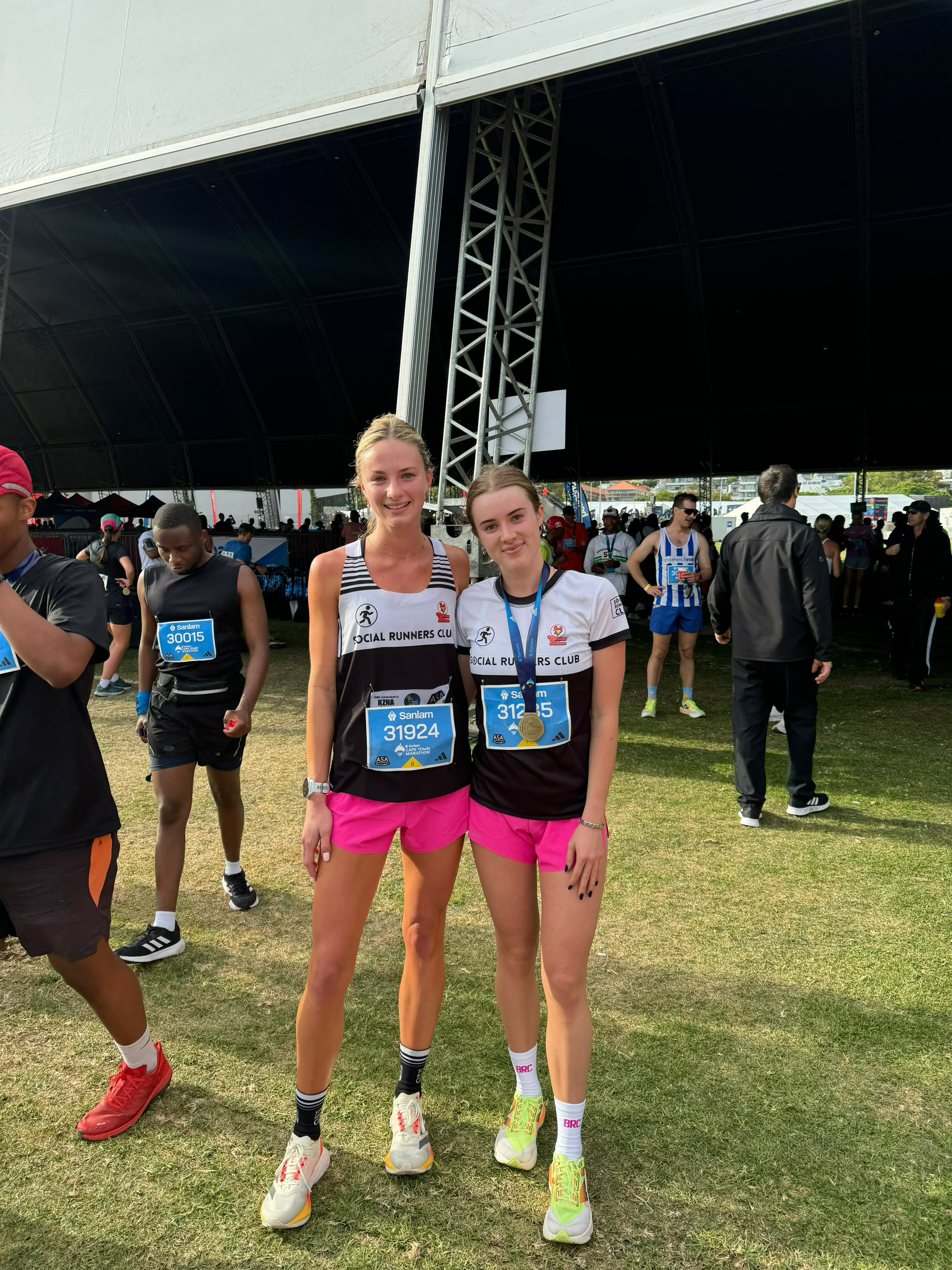 Social Runners in action 1